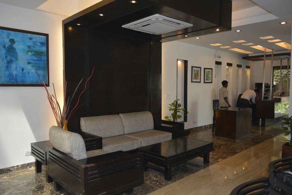 Hotel Mint Casa Нью-Дели Экстерьер фото