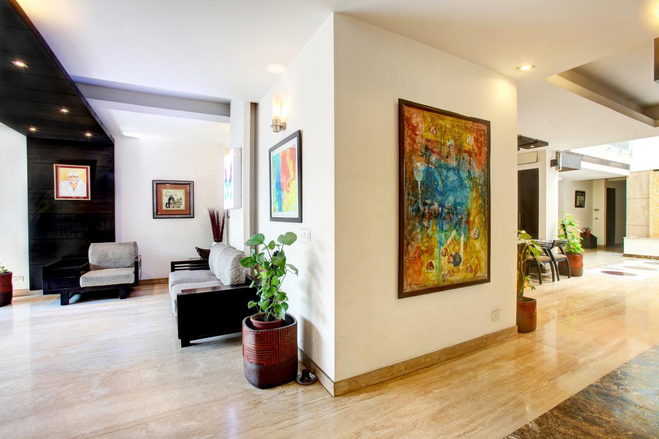 Hotel Mint Casa Нью-Дели Экстерьер фото