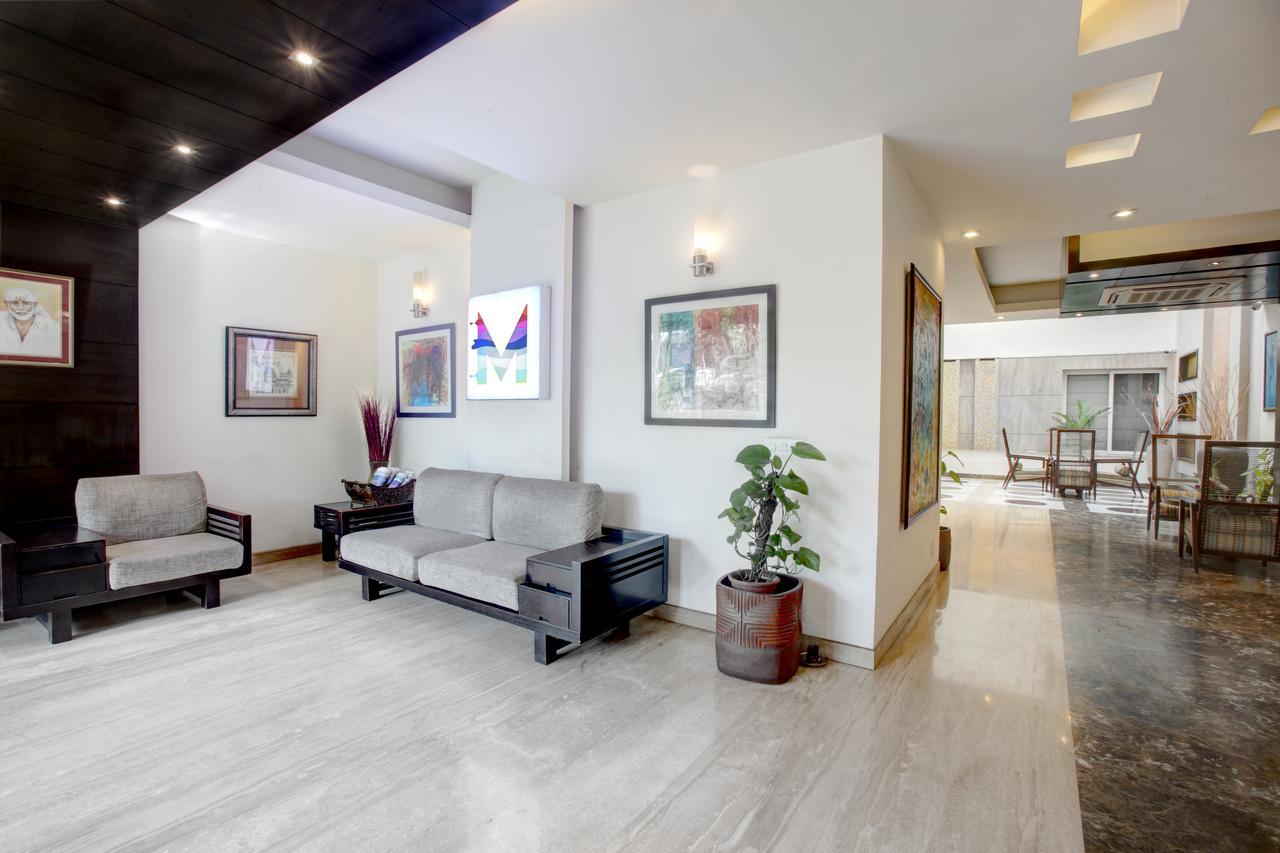 Hotel Mint Casa Нью-Дели Экстерьер фото