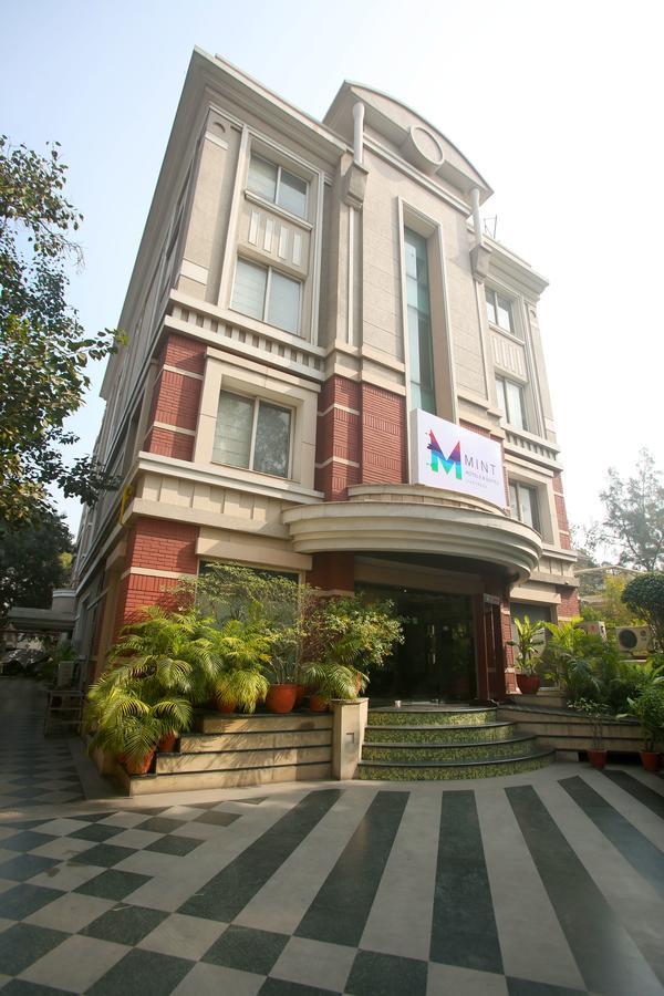 Hotel Mint Casa Нью-Дели Экстерьер фото