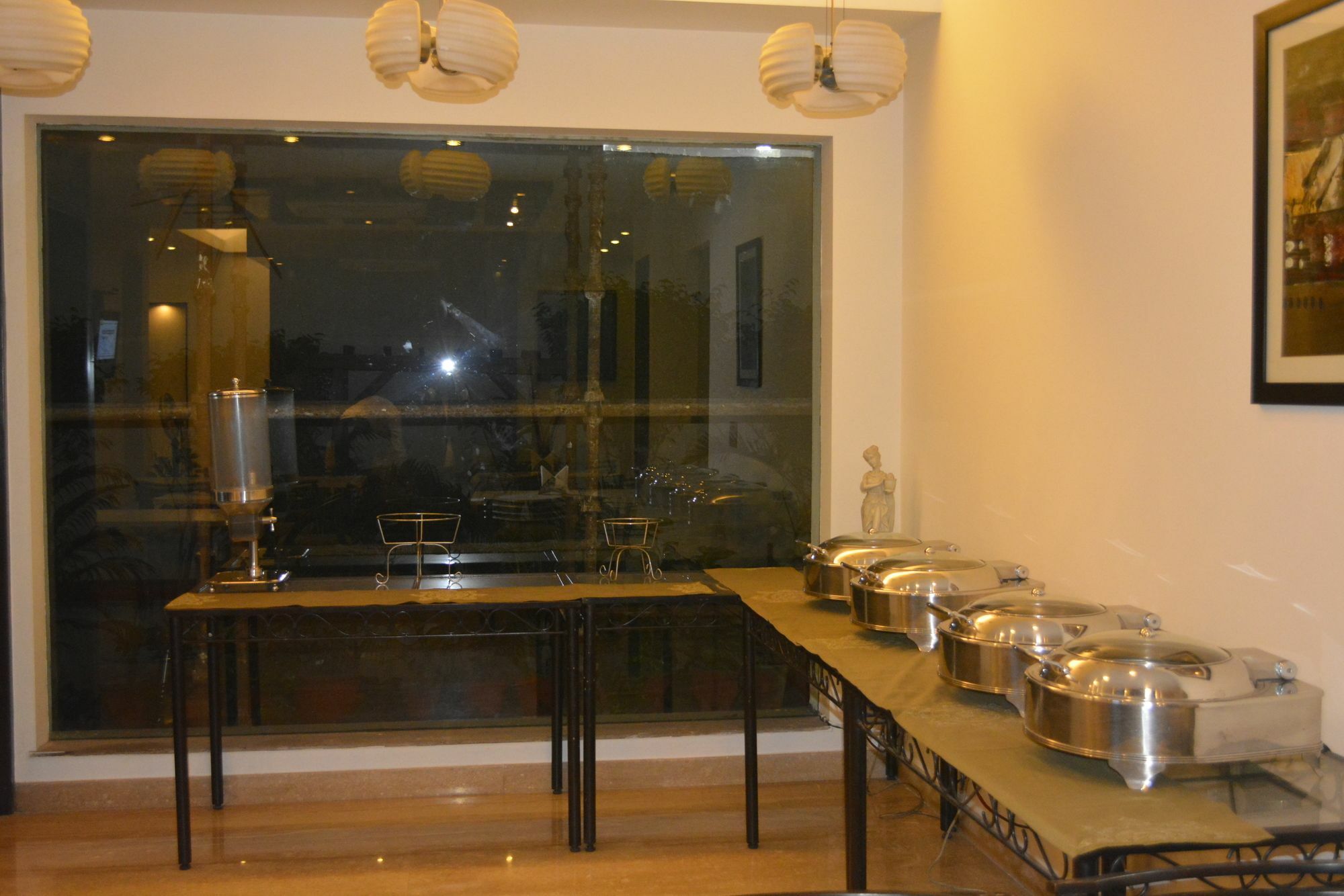 Hotel Mint Casa Нью-Дели Экстерьер фото